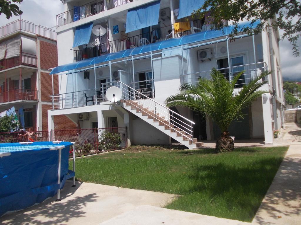 Apartments Idolga Bar Exterior photo